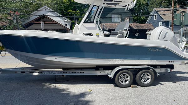 Edgewater 230CC