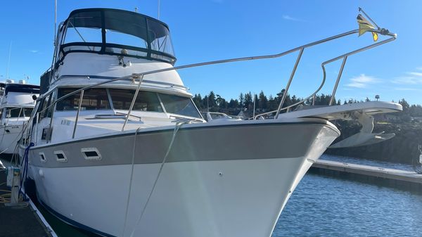 Bayliner 3870
