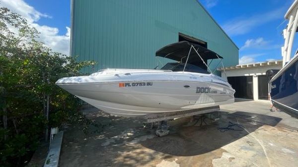 Hurricane 240 Sun Deck