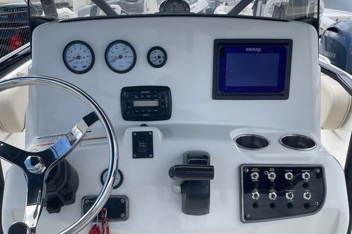 NauticStar 231 Angler image