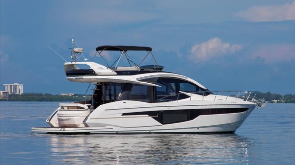 Galeon 510 SKY