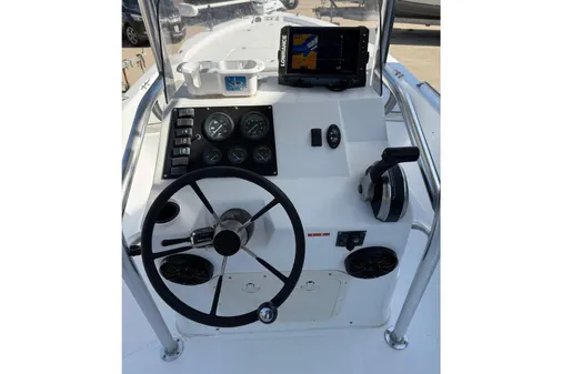 Kenner 21 V Tunnel image