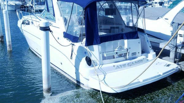 Rinker 342 Fiesta Vee