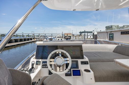 Azimut 50 Flybridge Motoryacht image