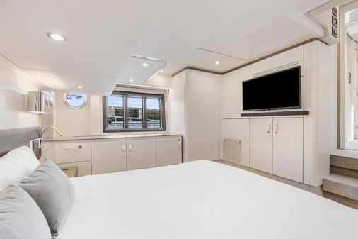 Azimut 50 Flybridge Motoryacht image