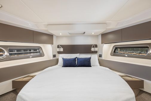 Azimut 50 Flybridge Motoryacht image