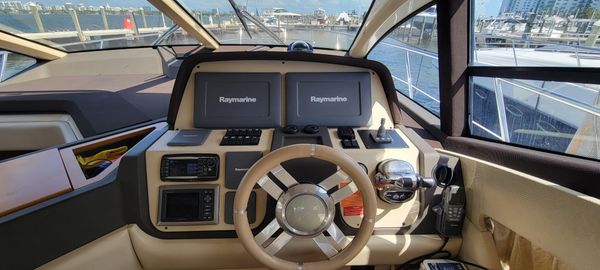 Azimut 45 Flybridge image