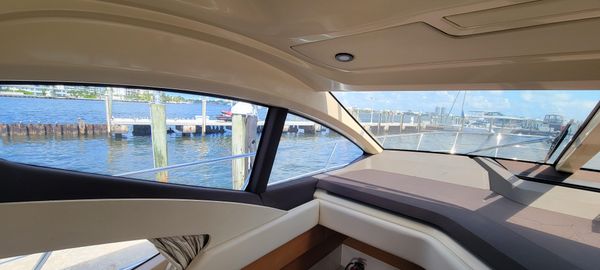 Azimut 45 Flybridge image