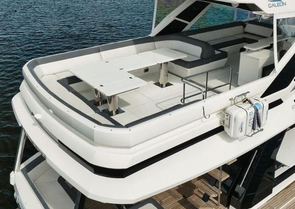 Galeon 640 Fly image