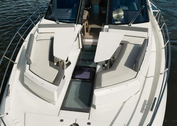 Galeon 640 Fly image