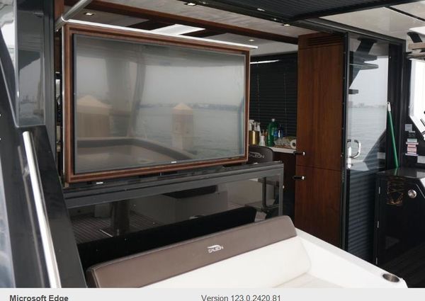 Galeon 640 Fly image