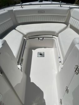 Robalo 247 Dual Console image