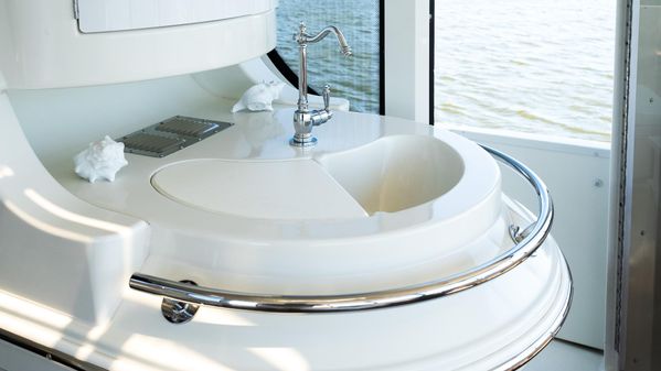 Carver 466 Motor Yacht image