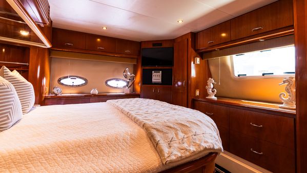 Carver 466 Motor Yacht image