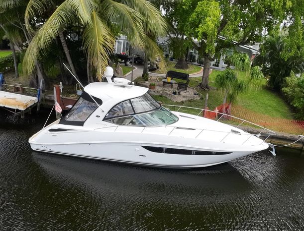2014 Sea Ray 370 Sundancer Fort Lauderdale, Florida - Grand Slam Yacht Sales