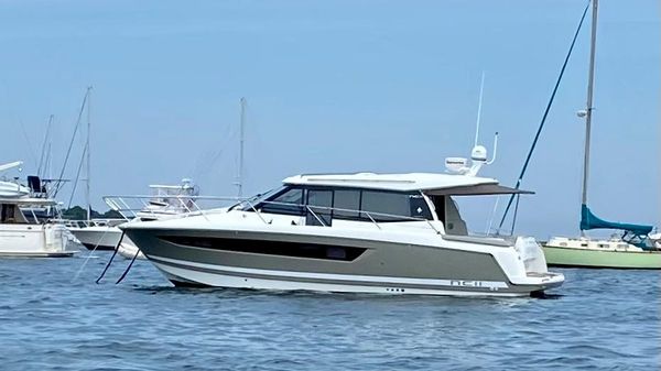 Jeanneau NC 11