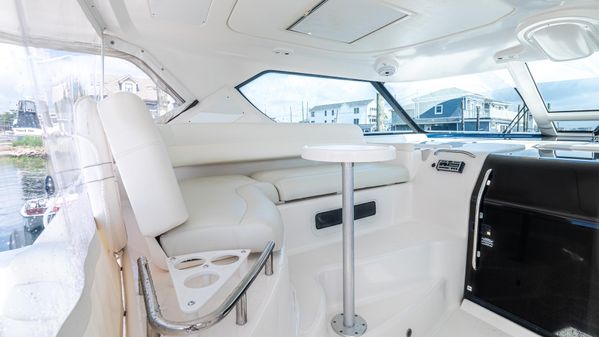 Tiara Yachts 4300 Sovran image