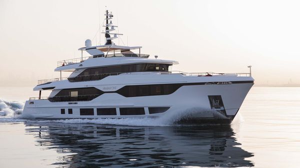Gulf Craft Majesty 120