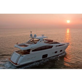 Ferretti Yachts 800 image