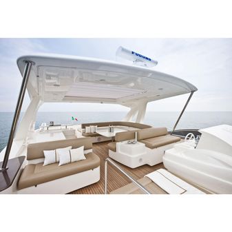 Ferretti Yachts 800 image