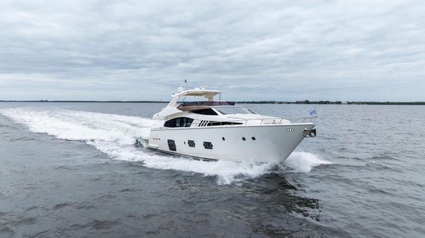 Ferretti Yachts 800 image