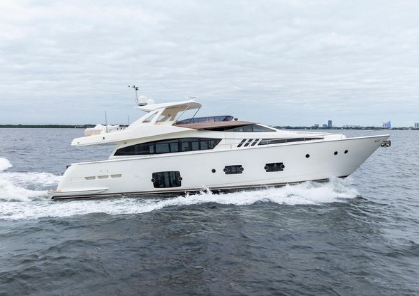 Ferretti Yachts 800 image