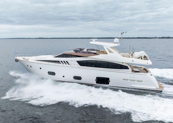 Ferretti Yachts 800 image