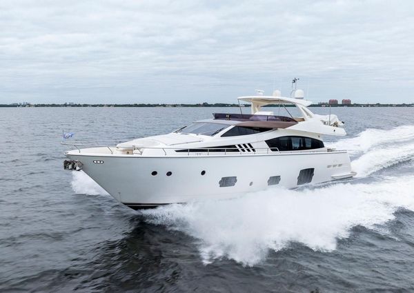 Ferretti Yachts 800 image