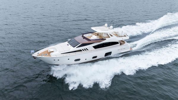 Ferretti Yachts 800 image