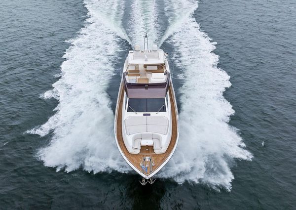 Ferretti Yachts 800 image