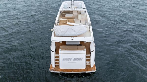 Ferretti Yachts 800 image