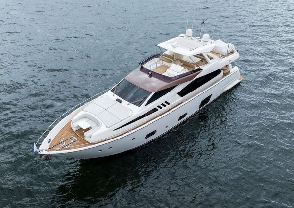 Ferretti Yachts 800 image