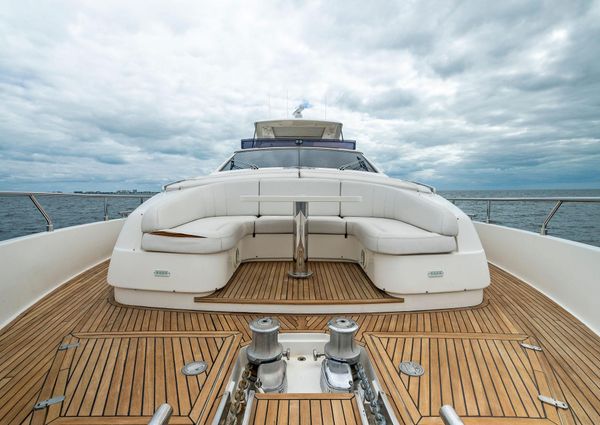 Ferretti Yachts 800 image