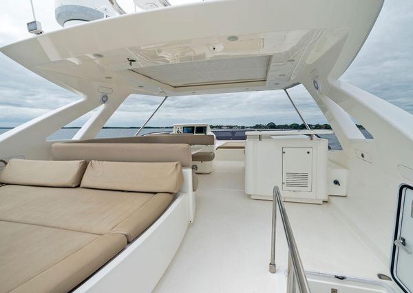 Ferretti Yachts 800 image