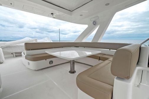 Ferretti Yachts 800 image