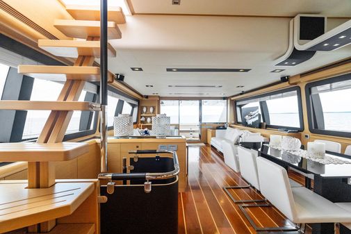 Ferretti Yachts 800 image