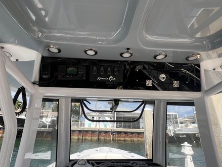 Sea Hunt 30 Gamefish image