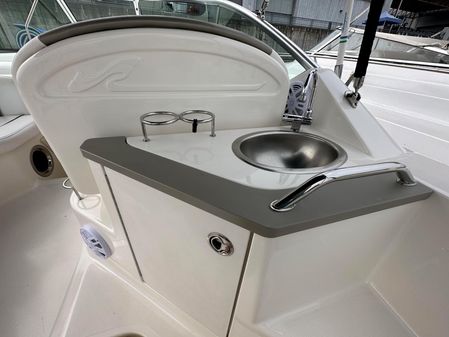 Sea Ray 240 Sundancer image