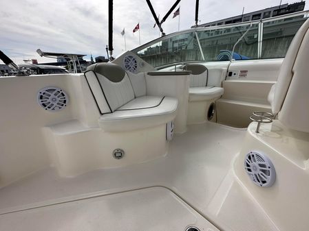 Sea Ray 240 Sundancer image