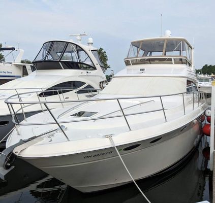 Sea Ray 480 Sedan Bridge - main image