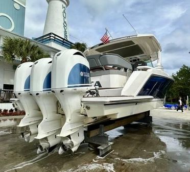 Tiara Yachts 38 LS image