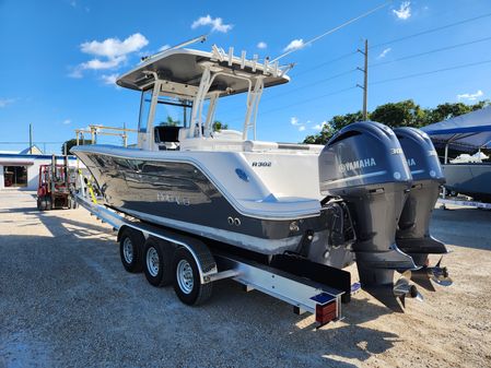 Robalo 302 image