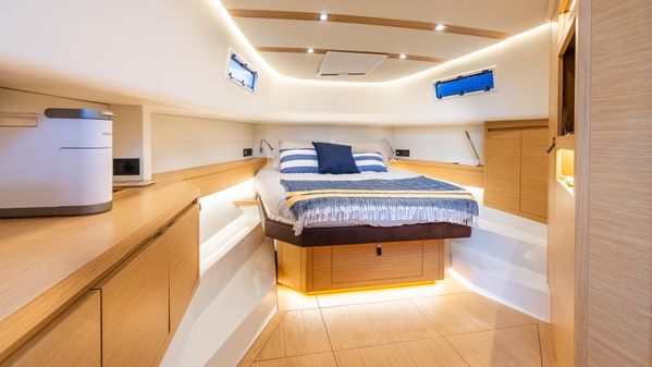 Pardo Yachts P43 image