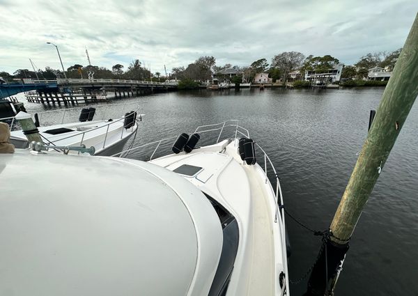 Silverton 392 Motor Yacht image