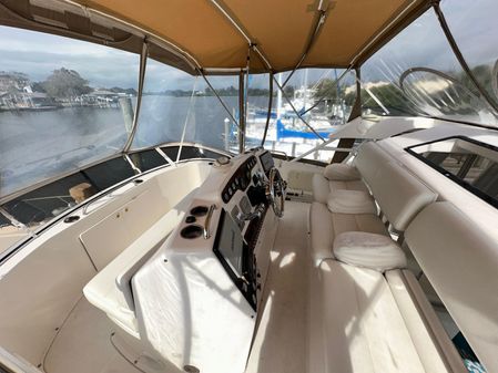 Silverton 392 Motor Yacht image