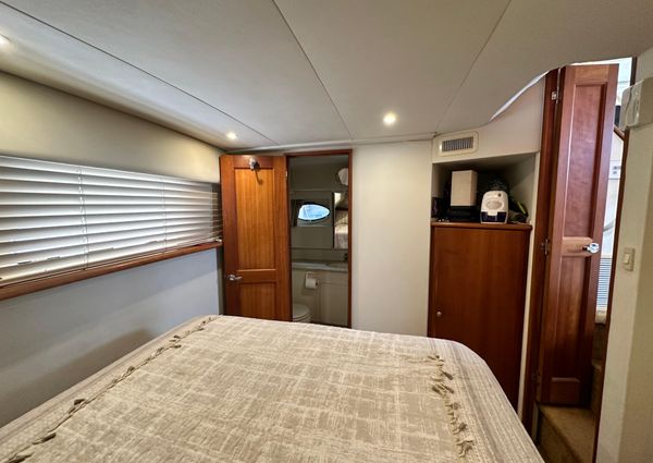 Silverton 392 Motor Yacht image