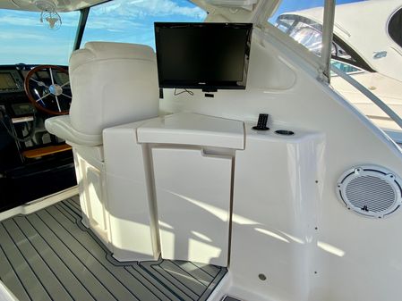 Tiara Yachts 3900 Sovran image