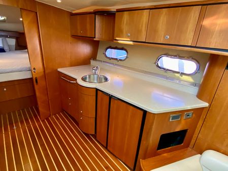 Tiara Yachts 3900 Sovran image