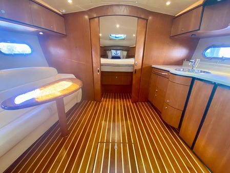 Tiara Yachts 3900 Sovran image