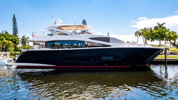 Sunseeker 86 Yacht